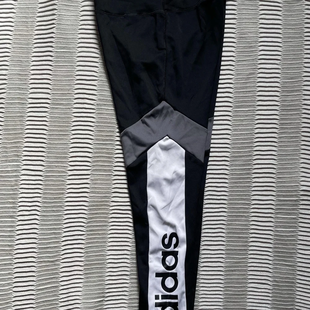 Adidas Leggings - Picture 2 of 5